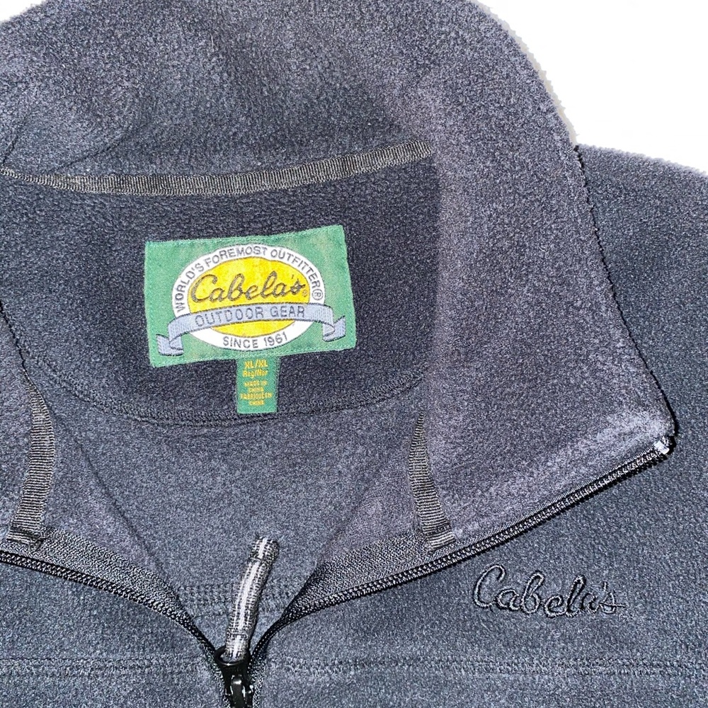 Cabelas fleece vest - Picture 3 of 4